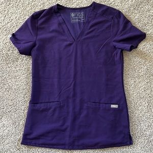FIGS Casma Three-Pocket Scrub Top